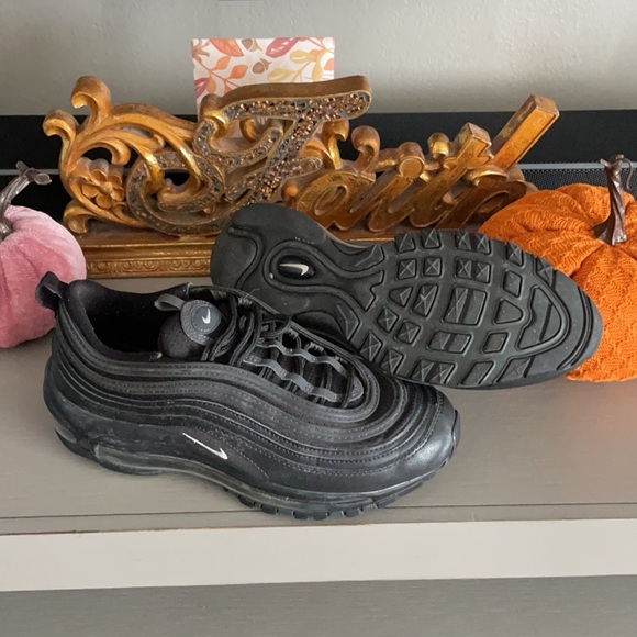 Nike air max shoes - Picture 4 of 4